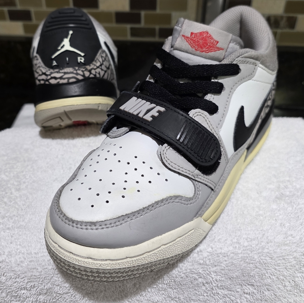Nike Air Jordan Legacy 312 Low Grey Cement Women's 6.5/5Y CD9054-101